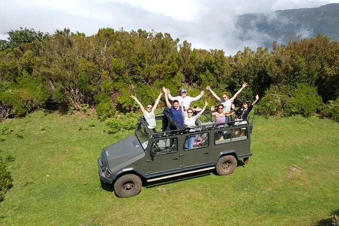 4x4 Jeep Safari Porto Moniz - the "Farowest" tour - Full Day Small Groups - Small-group 4x4 comfort: the guide experience is the real engine