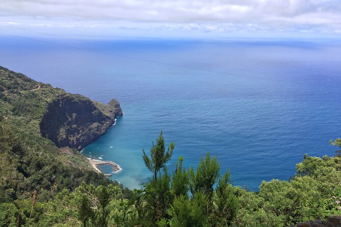 CABO GIRÃO (Half Day tour/3h) / Private Classic Car (4L). - Ribeira Brava viewpoint stop: a quick reset with coffee or soda