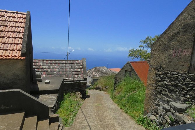 Craters of Fire - 4X4 Full-Day Tour - Paúl da Serra Summit: 1,500 Meters of Wind and Panoramas