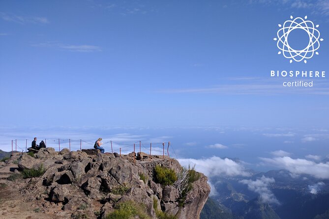 Cristo Rei, Arieiro Peak and Santo da Serra 4x4 Experience - Pico do Arieiro (1,818 m): where the views do the talking