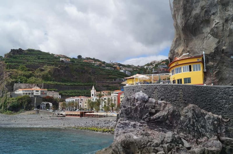 From Funchal: Levada Nova Hiking Tour with stopover at beach - The self-guided hike: waterfalls, bridges, tunnel, and that river crossing moment