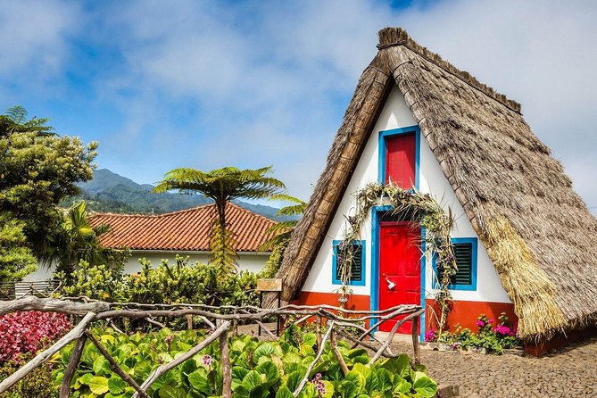 Full Day East Madeira - Pico do Ariero, Ribeiro Frio, Santana - Camacha Wicker Craft: A Cultural Stop That Can Be Worth It