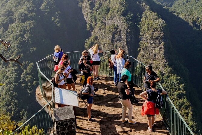 Full Day Private 4x4 Adventure in Madeira - How this Madeira private 4x4 day actually feels