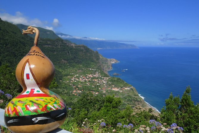 Full Day Santana Wonders and Northeast 4WD Experience - Stop 1: São Vicente manor houses and the viticulture story