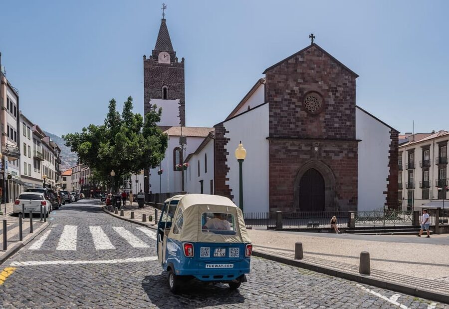 Funchal: 2-Hour Tuk-Tuk Tour with Cable Car Finale - Cable Car Finale Near Zona Velha to Monte: Plan for Tickets