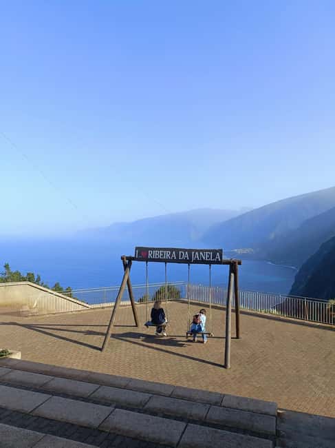 Funchal: 4WD Experience Skywalk to Seixal Porto Moniz, Fanal - Open jeep logistics: what makes the ride comfortable (and what to watch)