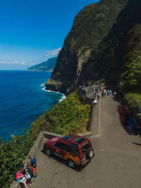 Funchal: Full-day Off-road Tour in West Madeira with Pickup - Véu da Noiva and Seixal: waterfall power and black sand