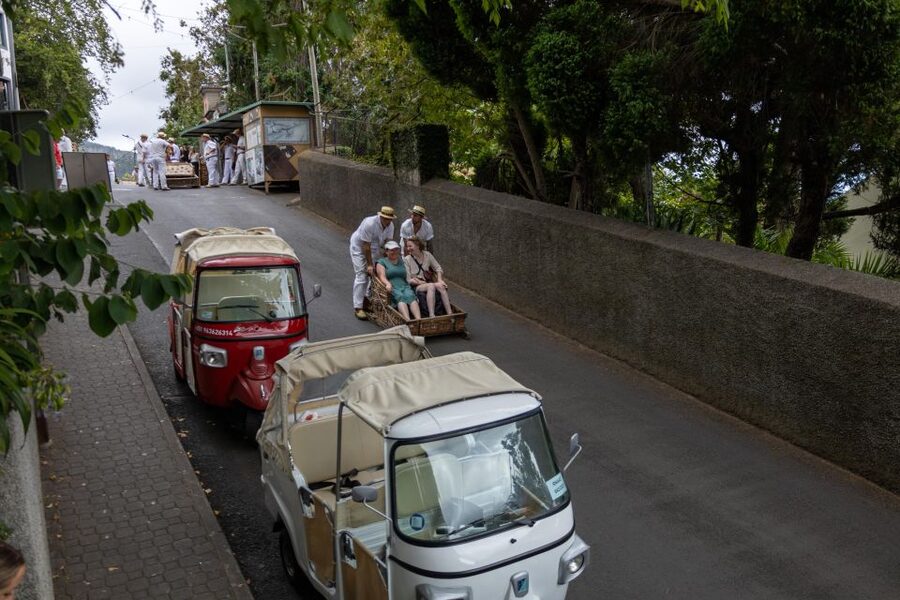 Funchal: Guided Tuk Tuk Tour to Toboggan Rides & Old Town - What to bring (and what can trip you up)
