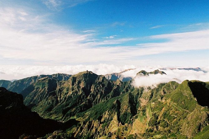 Grand Madeira Island Tour - Porto Moniz and Santana - From Camara de Lobos to Cabo Girão: the first taste of Madeira drama