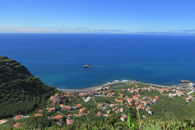Guided Exploration of Southwest Madeira in a 4x4 - Campanário and Ribeira Brava Side Roads: Short Stop, Big Views