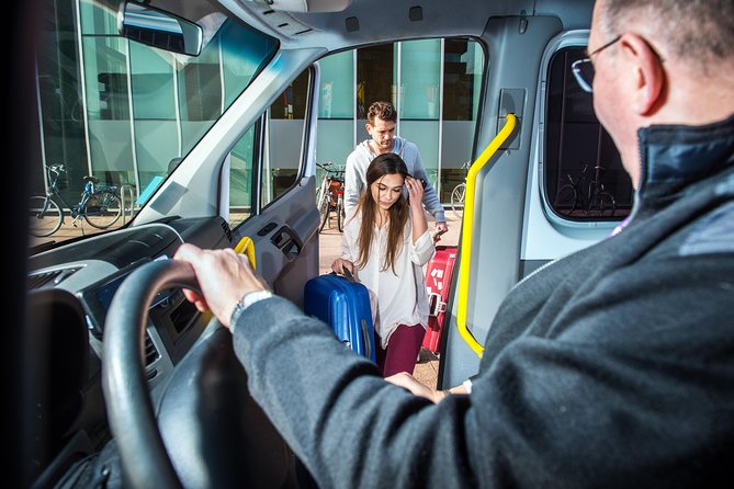 Madeira Airport (FNC) Arrival Transfer (Airport to Funchal Hotels or Address) - Finding Your Driver at FNC: Nameplate, Arrivals Hall, No Guesswork
