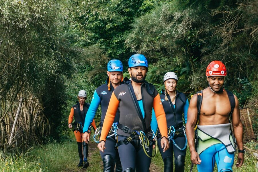 Madeira Canyoning Beginners – Easy & Fun Waterfall Adventure - Group vibe and pacing: what mixed ages teach you