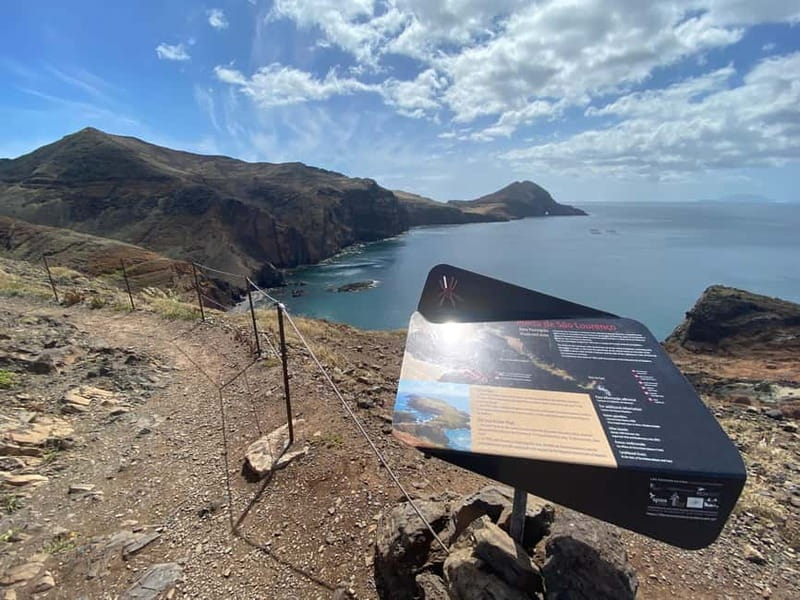 Madeira: PR8 -Ponta de São Lourenço Natural Reserve Transfer - Desembarcadouro and Farol Islets: the spots that turn “a walk” into a hunt