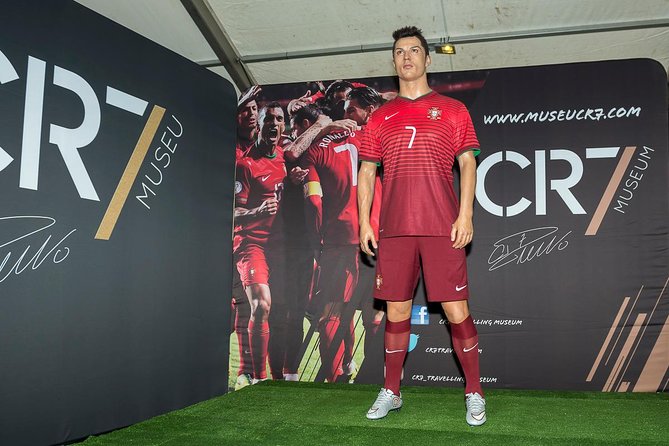 Madeira: Private Cristiano Ronaldo Tour with CR7 Museum - Getting picked up around Funchal (and beyond)