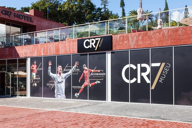 Madeira: Private Cristiano Ronaldo Tour with CR7 Museum - Guide energy and engagement: Marco and Duarte show up in feedback