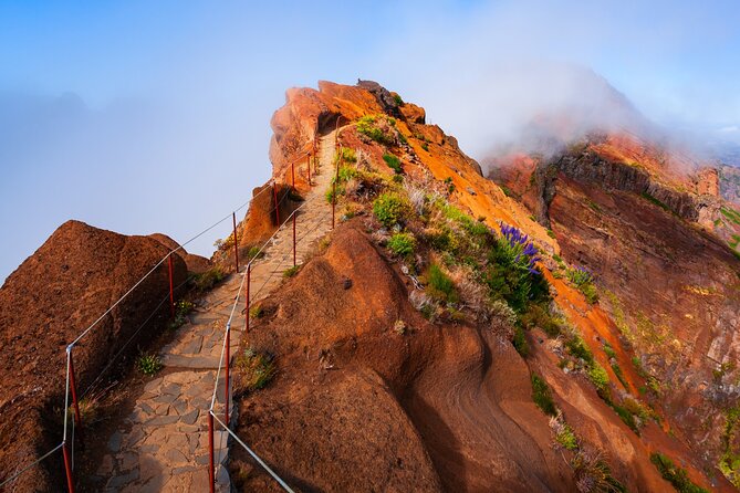 Madeira Stairway to Heaven to Larano Hike Mountain to Sea - Stairway to Heaven Begins at Pico Areeiro, Not a Parking Lot