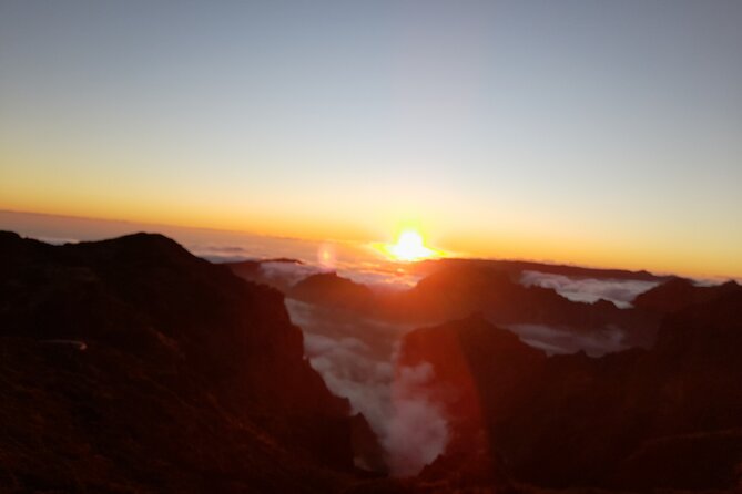 Madeira Sunset in Pico do Arieiro and Optional Stairway to Heaven - Pico do Arieiro: 1,818 m Views Without the Driving Headache