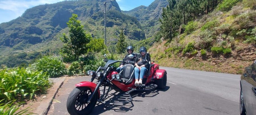 Madeira : Trike Guided Tour of the Island - From Funchal Out to the Cliffs: Caniçal and Cabo Girão