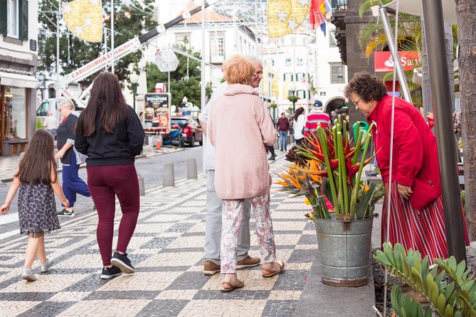Old Funchal Walking Tour - Mercado dos Lavradores: A Market Stop That Makes Funchal Feel Real