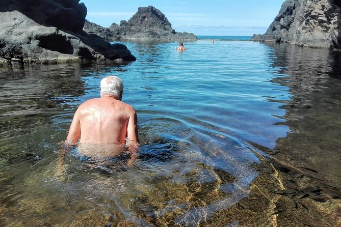 Porto Moniz 4x4 West tour - Miradouro da Encumeada: a pass built for big views