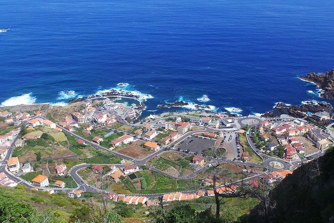 Porto Moniz, Seixal, Fanal Forest, Cliff Skywalk in Open Roof 4X4 - Vereda do Fanal in Laurissilva: centenary trees and wind