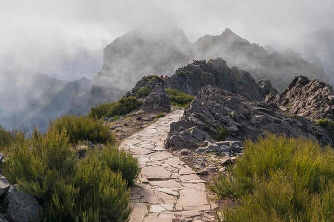 PR1 Pico do Arieiro Self-Guided Hiking Transfer (Morning slot) - Connecting to PR3: Vereda do Burro’s downhill relief