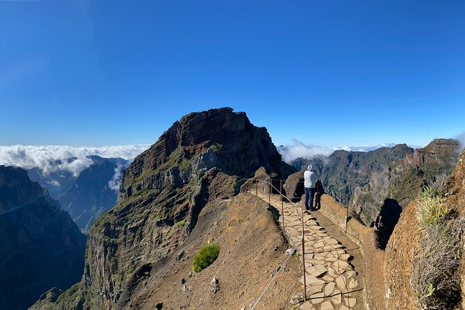 PR1 Sunrise Pico do Arieiro Self-Guided Hiking Transfer - Trail-End Rest and the Cafe Moment