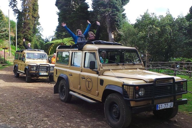Private Half-Day 4X4 Experience: East or West - Responsible tourism note: Biosphere Experiences certification