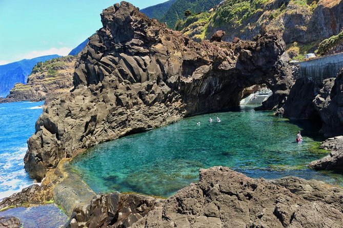 Private Small Group Full Day 4x4 Tour in Northwest Madeira - Private 4x4 northwest Madeira: what makes it worth a full day
