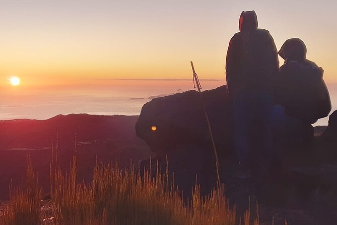 Private Sunrise Pico do Areeiro Half Day with easy levada walk - Balcões Viewpoints and the Rhythm of Short Pauses
