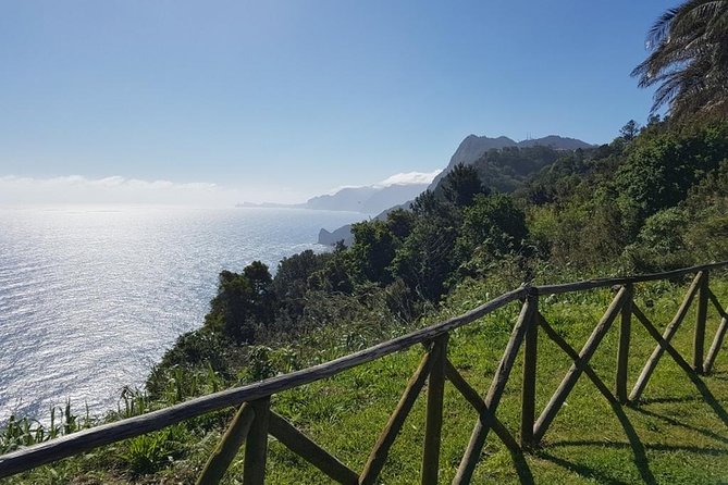 Private Tour The Biosphere Santana - Hotel Quinta do Furão and the waterfall with water to the sea