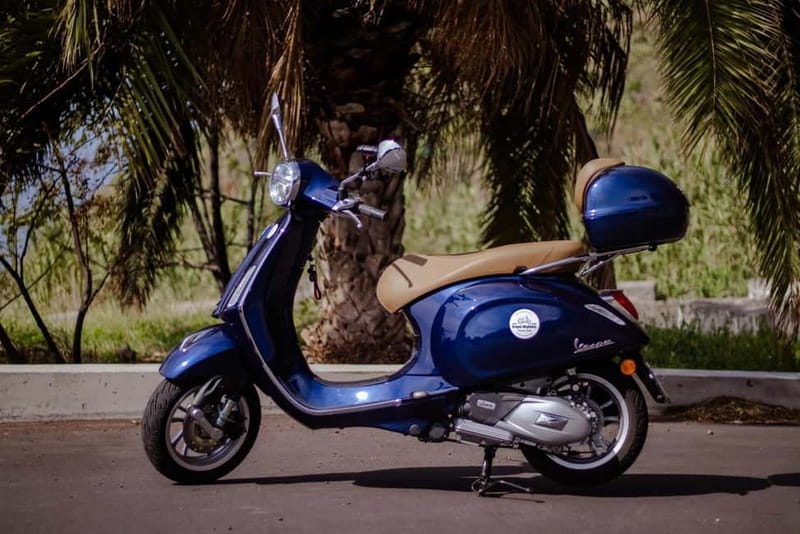 Private Vespa Tour Nun´s Valley,Câmara Lobos,CaboGirão(4hrs) - The Vespa ride reality check: fun turns, safety habits, and comfort
