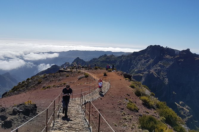 Private Walk Achadas Teixeira - Pico Ruivo Half-day - Who should book this private Pico Ruivo walk?