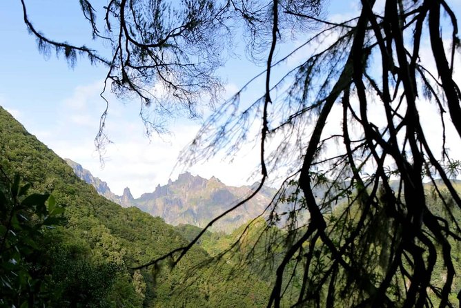 Ribeiro Frio - Portela - Route Length, Pace, and What Moderate Fitness Means