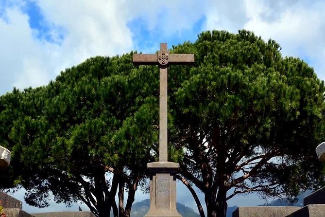 Scenic Route - Nuns Valley Tour - Stop 3: The Valley of the Nuns village in Curral das Freiras