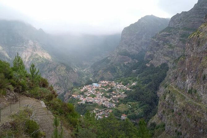 Scenic Route - Nuns Valley Tour - Your time on the ground: how long each stop lasts