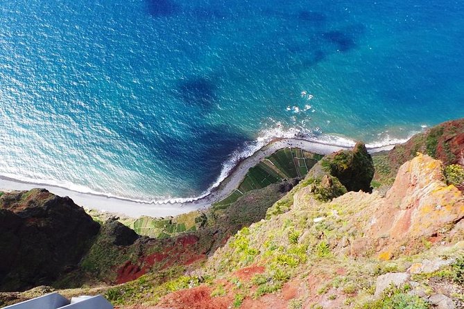 Skywalk, Amazing Views & Wine Tasting in Open Roof 4x4 Adventure - Stop 3: Boca da Corrida Viewpoint for the Off-Road Climb at 1,200 m