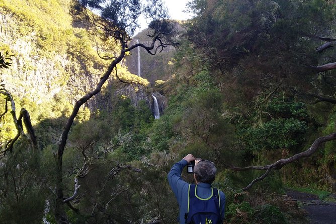 The Fantastic Cascades - Your Guide Makes the Day Feel Personal (Andre and Gonzalo Stand Out)