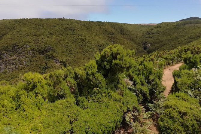 The Lakes Walk - How the guides change the walk: Elton, Susana, and Alvero/Alvaro