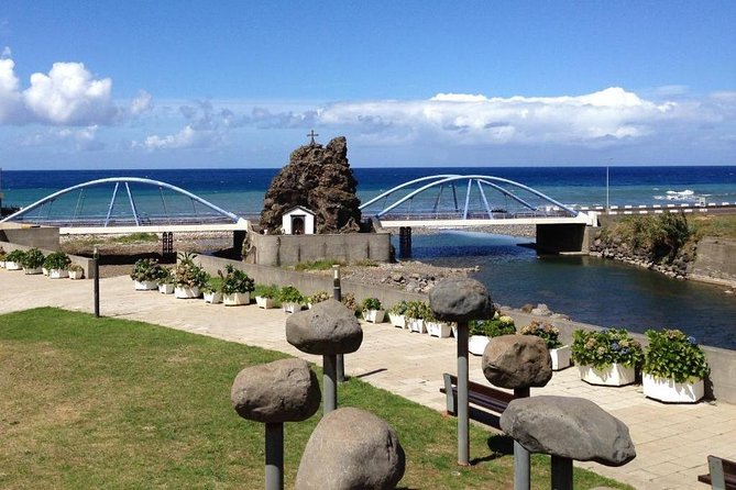 Tour - 8 Villages to the West - Câmara de Lobos: A Fishing Town Close to Funchal