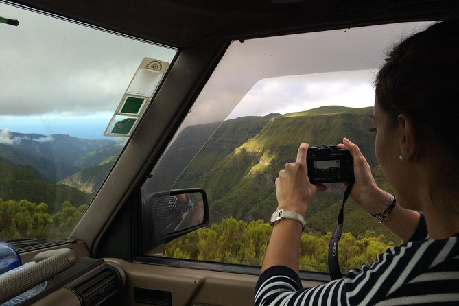 West Madeira 4x4 Tour with Local Guide - Stop 5: Cabo Girão and the highest sea-cliff viewpoint energy