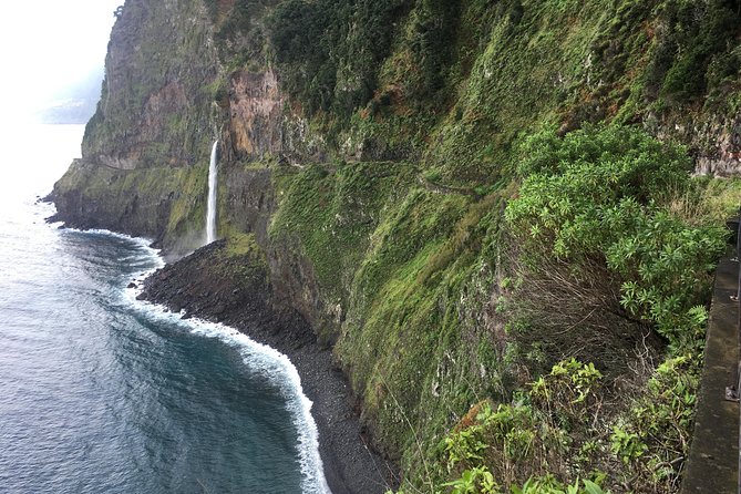 West Madeira 4x4 Tour with Local Guide - How the guides shape your route: pacing, weather, and real stories