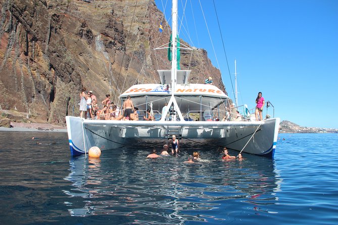 Wines Tasting Experience and Skywalk with Dolphin Watching - Stop 3: Cabo Girão Skywalk at 589 M Above the Sea